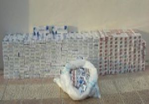 Otomobilden kaçak sigara çıktı